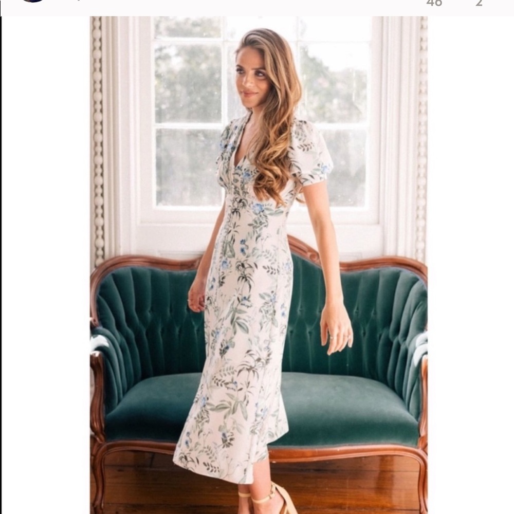 EUC Lauren Gal Meets Glam dress size 4